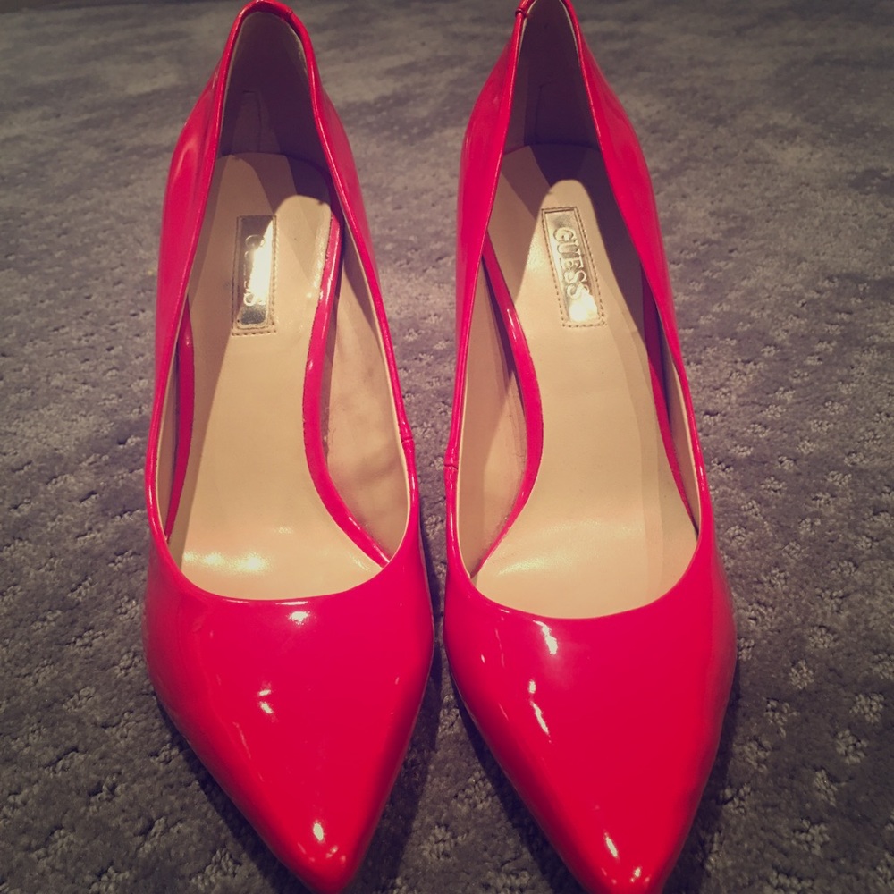 Hot pink Guess heels